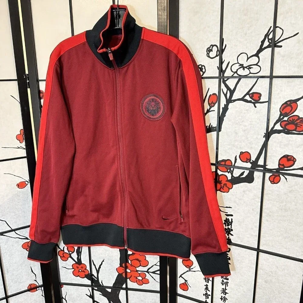 Nike Lebron King James Lion Red Black Track Jacket Large Full Zip Size XL Rare